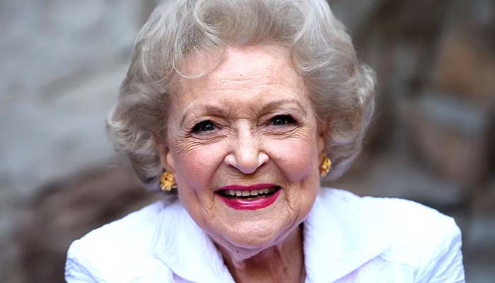 Betty White Cause of Death: What Really Happened to the Beloved Actress? Betty White Cause of Death